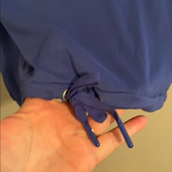 NWT! LIVI active drawstring waist hoodie. 18/20 - Picture 8 of 13